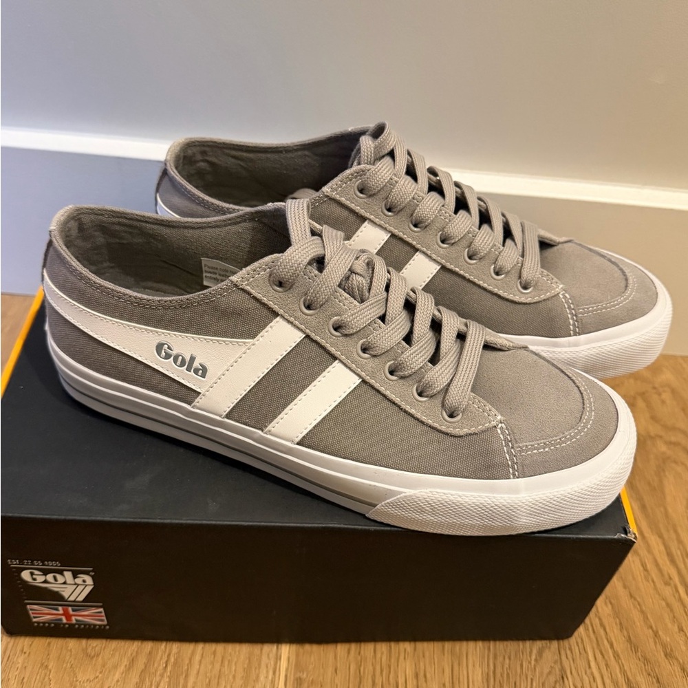 Gola Women’s Gray Canvas Sneakers